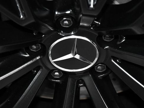 Used 2025 Mercedes-Benz GLC 63 AMG S image 92