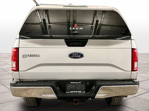Used 2017 Ford F150 XLT AWD/4WD image 4