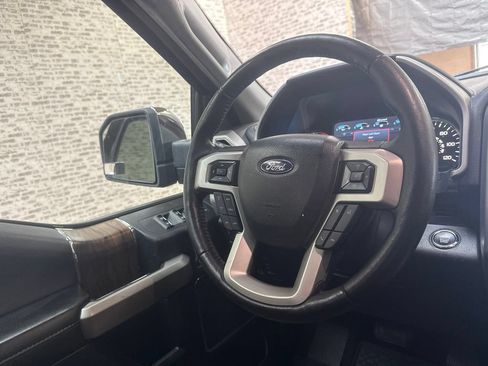 Used 2018 Ford F150 Lariat w/ Equipment Group 502A Luxury AWD/4WD image 16