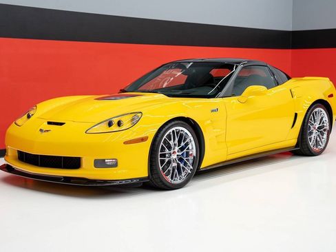 Used 2010 Chevrolet Corvette ZR1 w/ Preferred Equipment Group RWD image 22