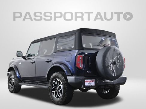 Used 2021 Ford Bronco Outer Banks image 6