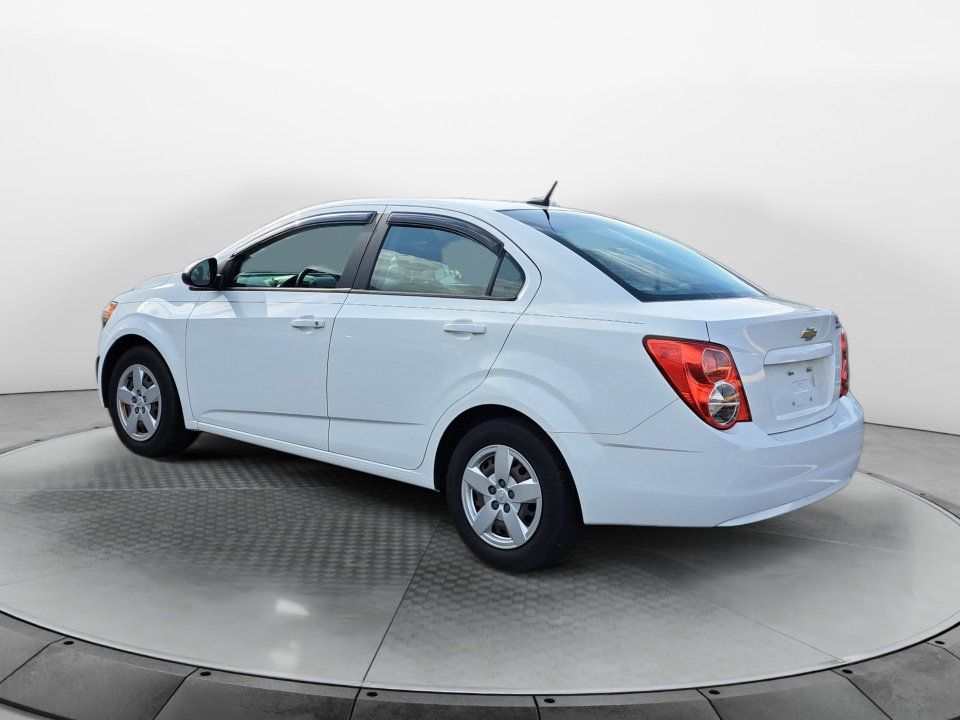 Used 2013 Chevrolet Sonic LS FWD image 5