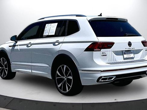 Used 2023 Volkswagen Tiguan SEL R-Line AWD/4WD image 7