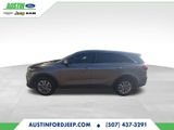Used 2019 Kia Sorento LX image 2
