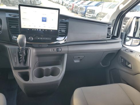 Used 2024 Ford Transit 350 XLT image 18