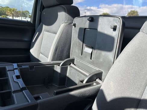 Used 2014 GMC Sierra 1500 SLE w/ Suspension Package, Off-Road image 29