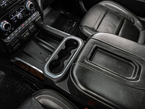 Used 2020 GMC Sierra 3500 Denali w/ Denali Ultimate Package image 24