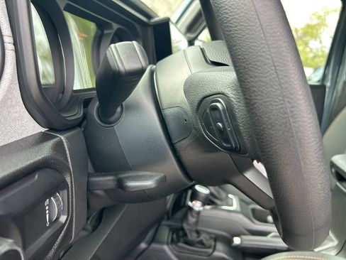 New 2026 Jeep Gladiator Sport AWD/4WD image 35