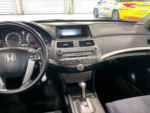 Used 2012 Honda Accord LX image 18
