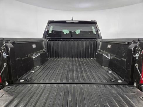 Used 2024 Toyota Tacoma TRD Off-Road image 27