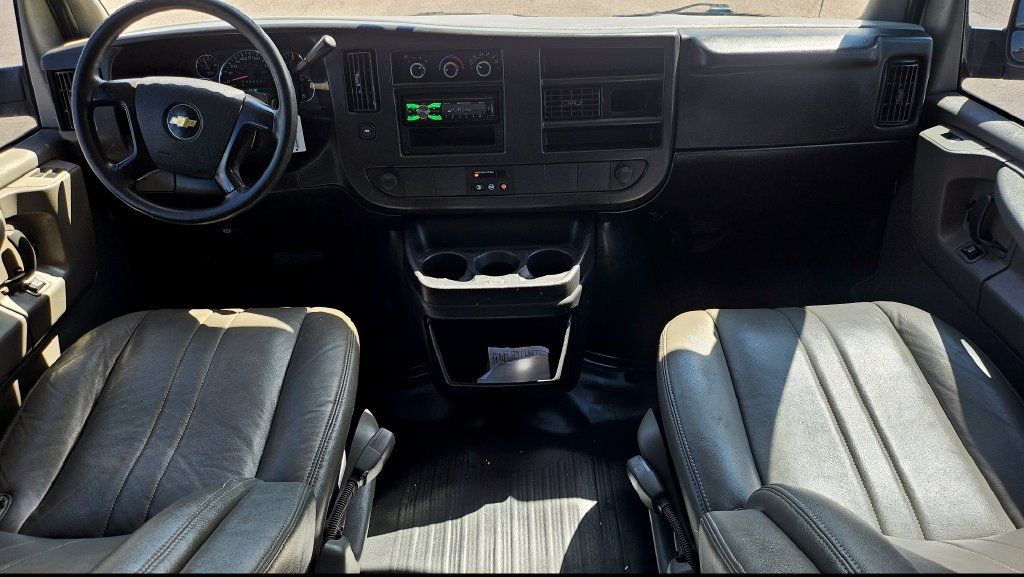 Used 2014 Chevrolet Express 1500 RWD image 5