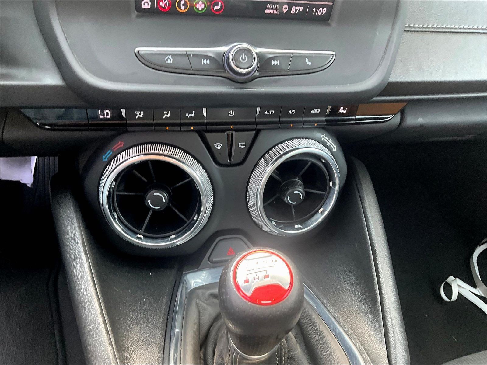 Used 2021 Chevrolet Camaro LT RWD image 14