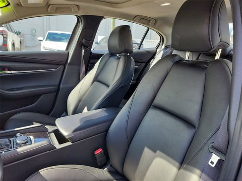 Used 2025 MAZDA MAZDA3 s image 19