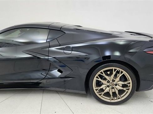 Used 2024 Chevrolet Corvette Stingray w/ Stealth Interior Trim Package image 10