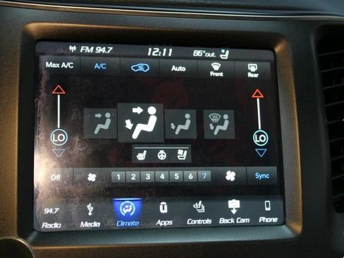 Used 2019 Jeep Cherokee Trailhawk AWD/4WD image 26