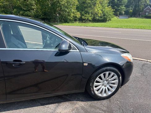 Used 2011 Buick Regal CXL w/ RL2 Preferred Equipment Group FWD image 4