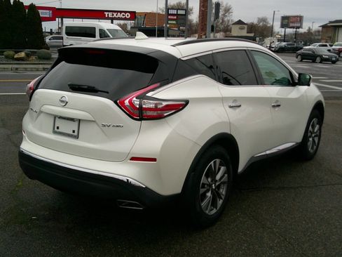 Used 2017 Nissan Murano SV image 7