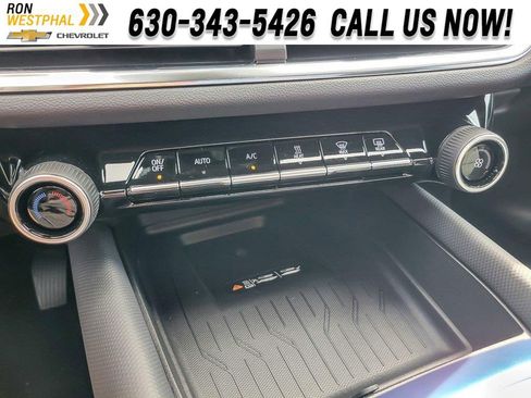 New 2026 Chevrolet Equinox EV LT image 15