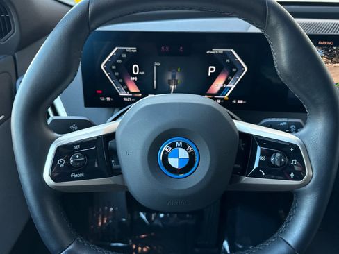 Certified 2025 BMW iX xDrive50 w/ Premium Package image 27