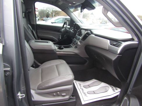 Used 2019 Chevrolet Tahoe LT image 8
