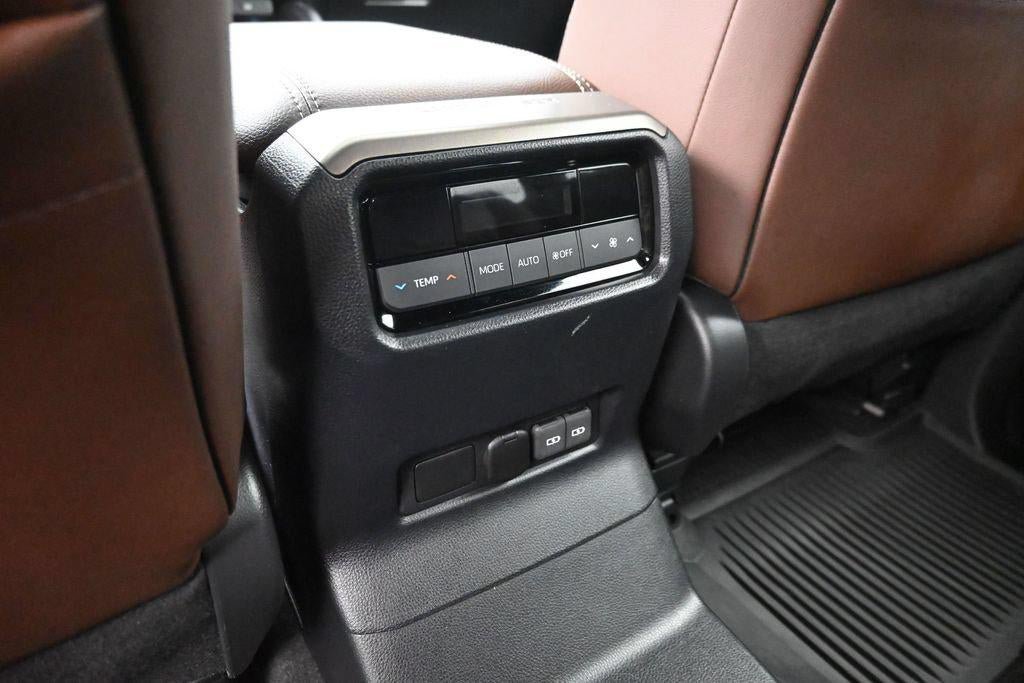 New 2027 Hyundai Kona SEL Sport FWD image 28