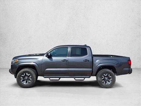 Used 2019 Toyota Tacoma SR w/ SR Convenience Package RWD image 9