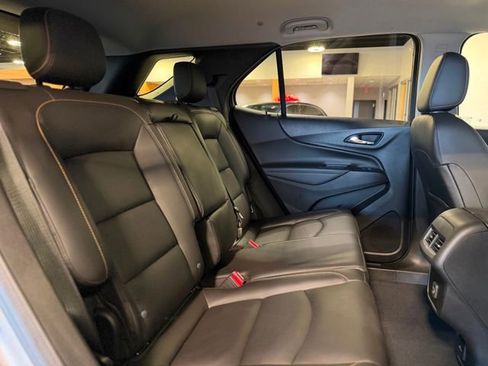 Used 2020 Chevrolet Equinox Premier w/ Premier Redline Edition image 23