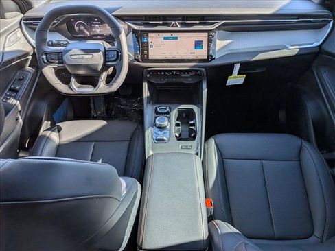 New 2026 Jeep Cherokee Limited image 14