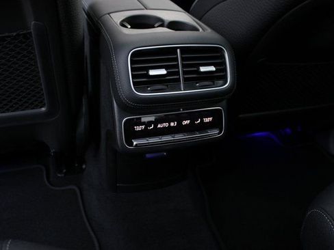 New 2026 Mercedes-Benz GLS 580 4MATIC image 34