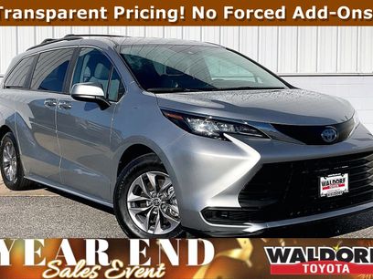 Used 2023 Toyota Sienna LE