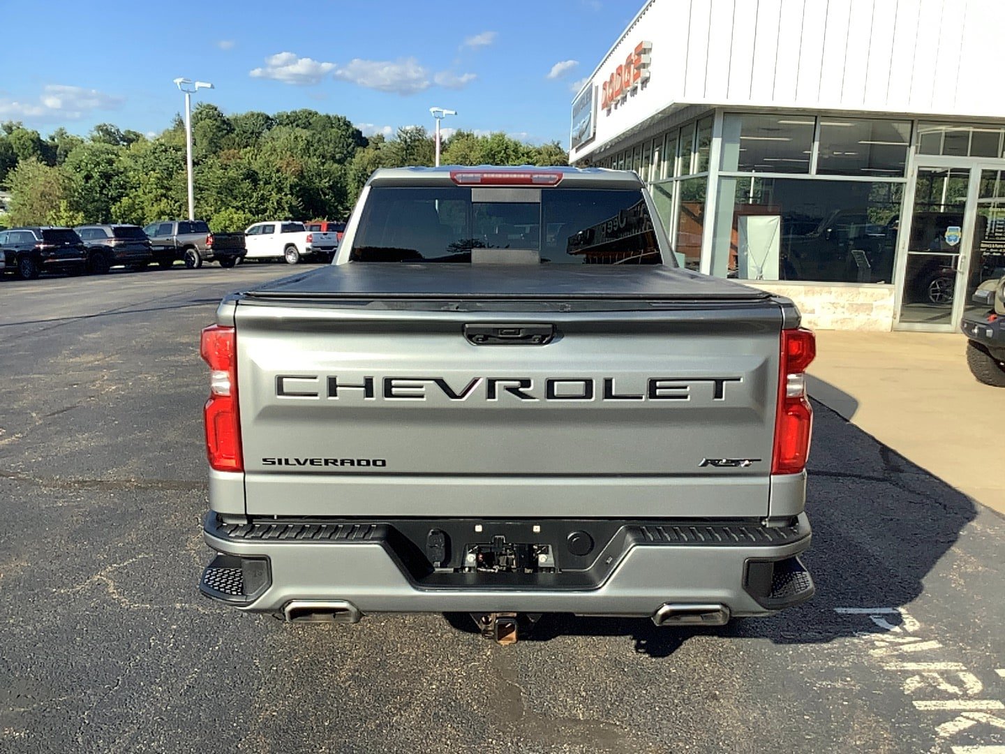Used 2023 Chevrolet Silverado 1500 RST w/ Convenience Package II AWD/4WD image 4