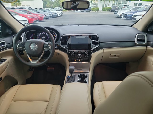 Used 2020 Jeep Grand Cherokee Limited RWD image 2