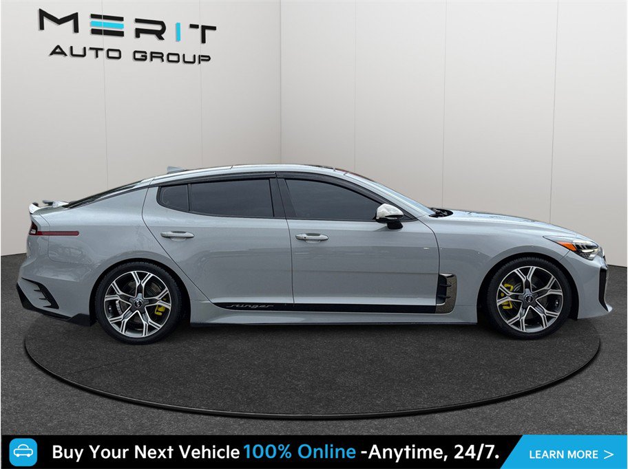 Used 2022 Kia Stinger GT-Line w/ Sun & Sound Package RWD image 10
