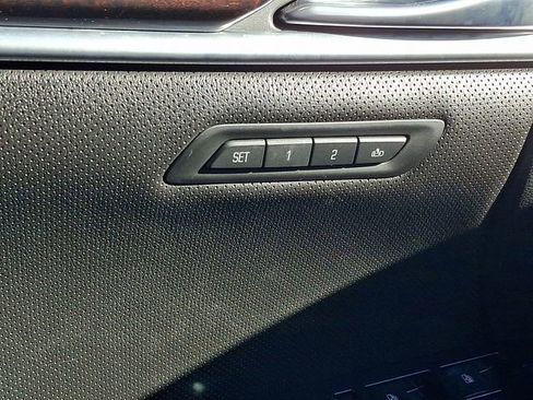 Certified 2017 Cadillac XTS Luxury image 24