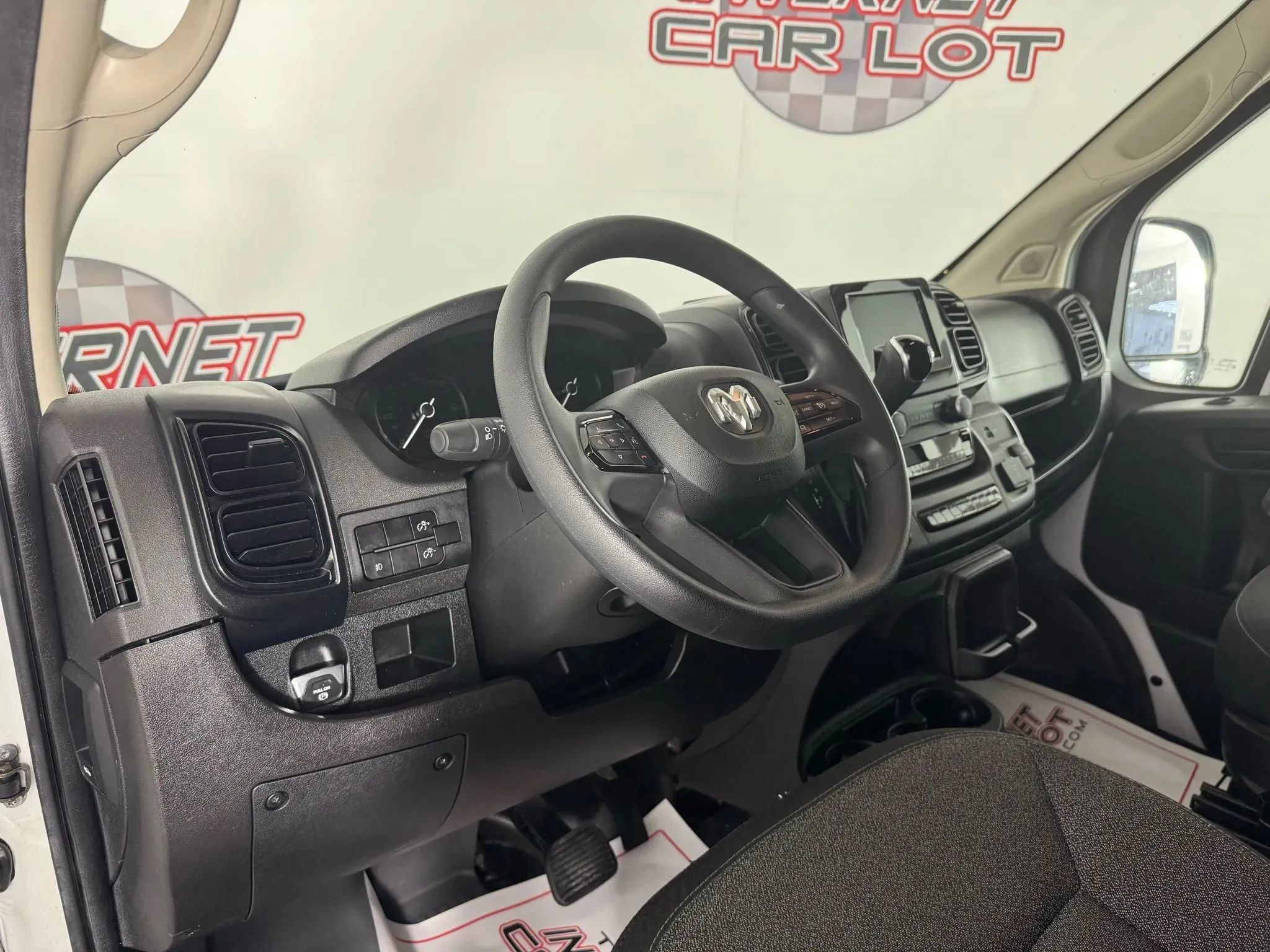 Used 2024 RAM ProMaster 1500 w/ Convenience Group FWD image 10