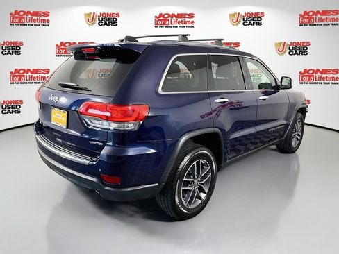 Used 2018 Jeep Grand Cherokee Limited AWD/4WD image 18