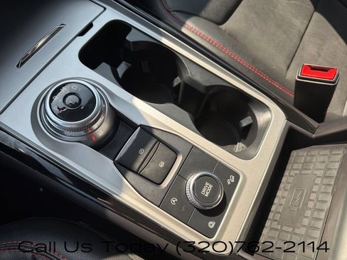 Used 2024 Ford Explorer ST-Line w/ Class IV Trailer Tow Package AWD/4WD image 26