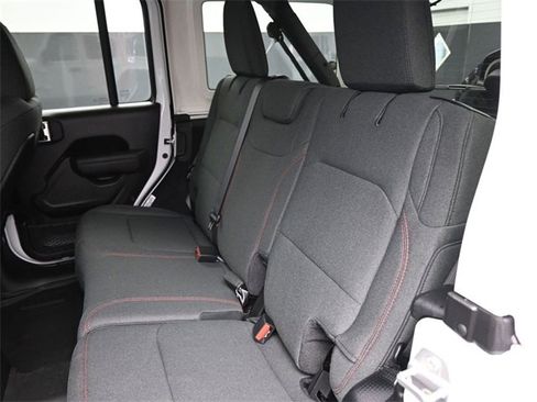 New 2026 Jeep Wrangler Unlimited Rubicon w/ Steel Bumper Group image 17