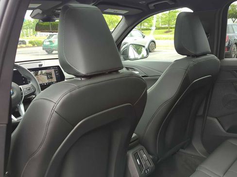 Used 2025 BMW X1 xDrive28i w/ Technology Package image 18