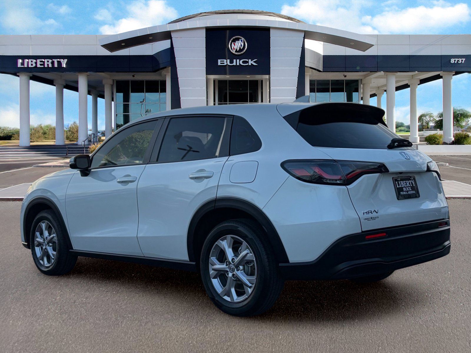 Used 2024 Honda HR-V LX image 8