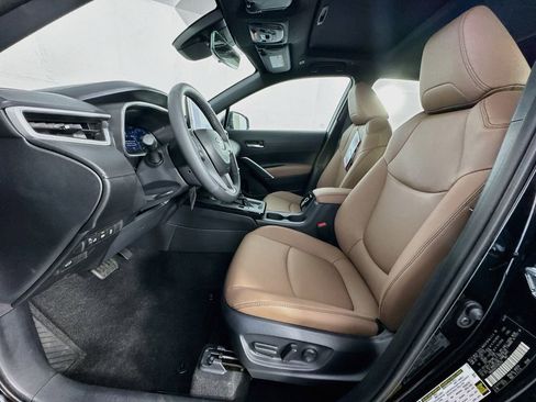 New 2026 Toyota Corolla Cross XLE FWD image 34