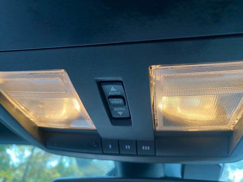 Used 2016 Dodge Challenger SXT Plus image 48