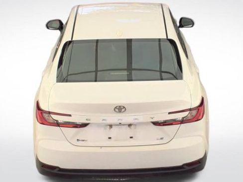 Used 2025 Toyota Camry LE FWD image 9