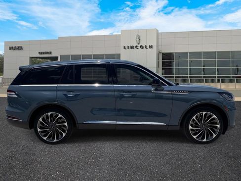 New 2026 Lincoln Aviator Reserve AWD/4WD image 2