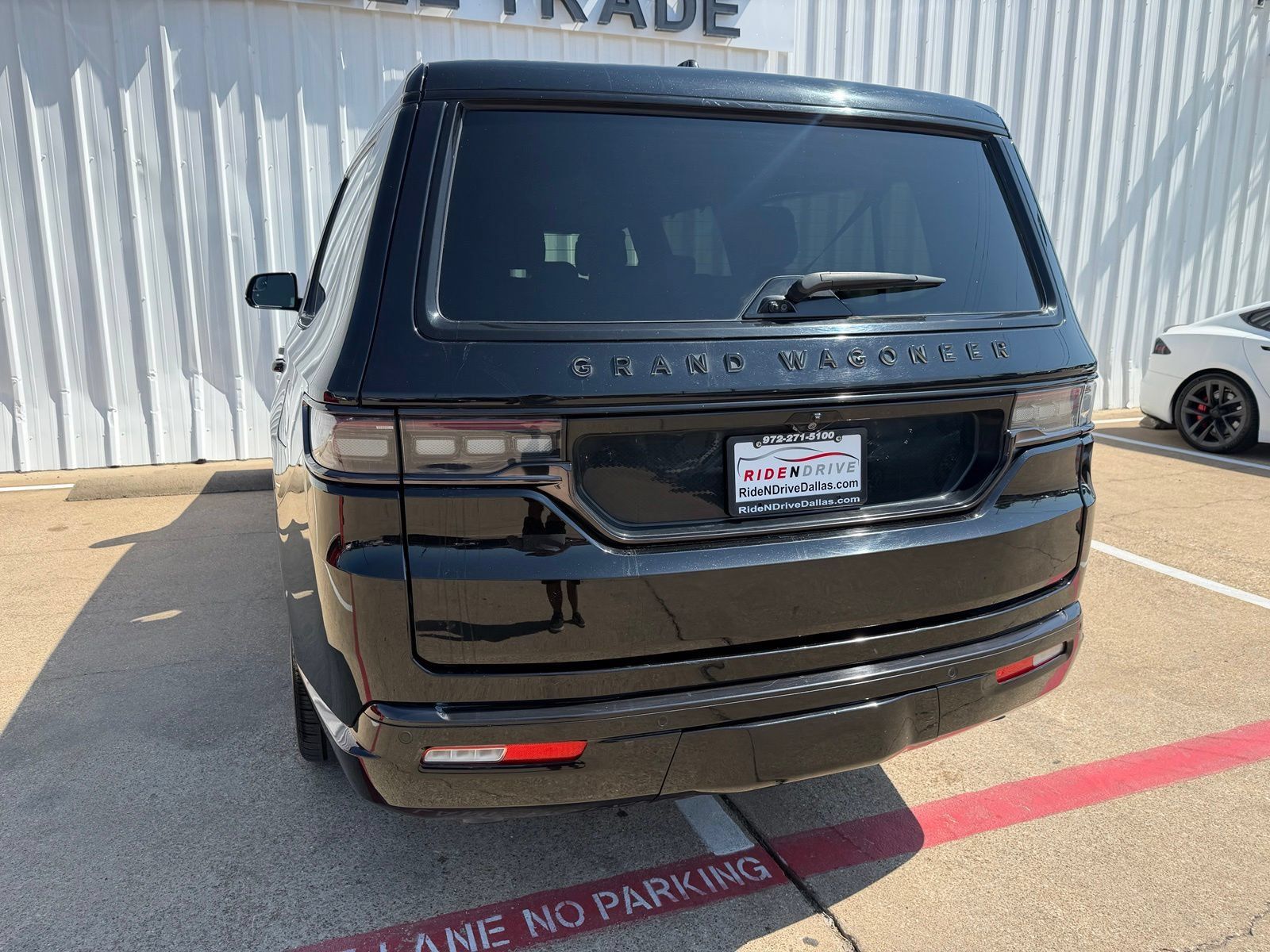Used 2024 Jeep Grand Wagoneer L Series II w/ Quick Order Packagew 28T AWD/4WD image 5