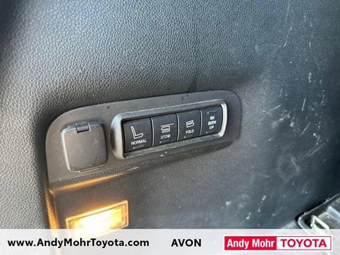 Used 2018 Ford Explorer Limited FWD image 13