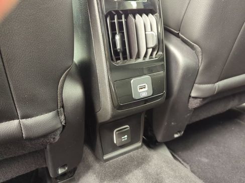 Used 2022 Jeep Compass Limited image 35