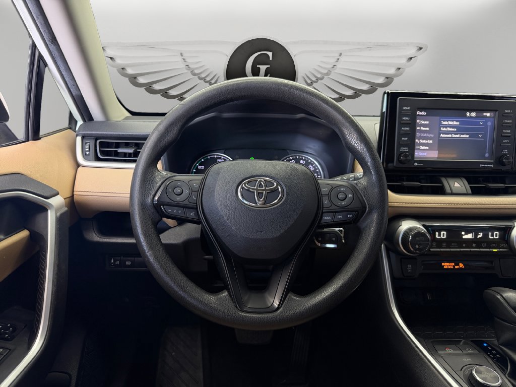 Used 2020 Toyota RAV4 LE AWD/4WD image 12