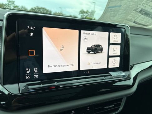 Used 2025 Volkswagen Atlas Peak Edition SE image 28