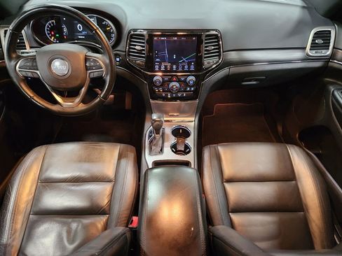 Used 2019 Jeep Grand Cherokee Limited image 45